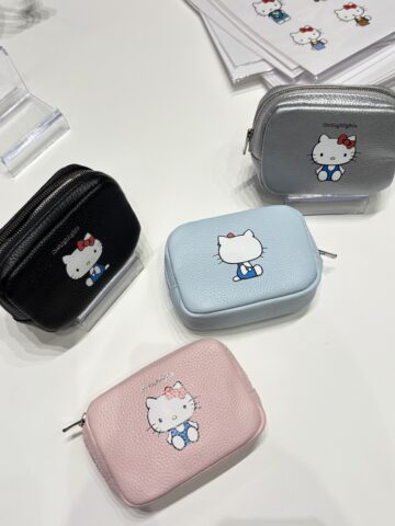 ハローキティ×ザハイライツ　ミニポーチ