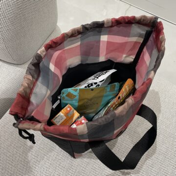 ハローキティ×クレストブリッジ　巾着つきトート