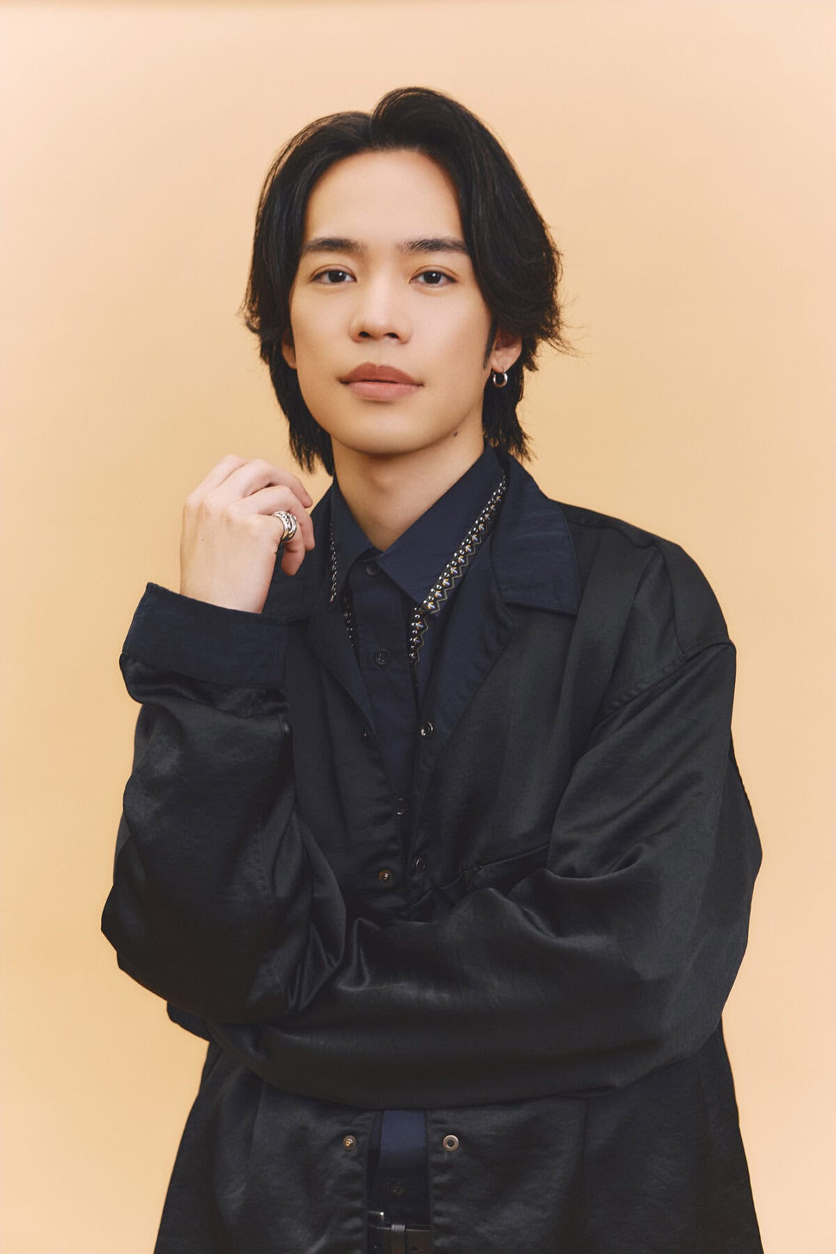 小野賢章