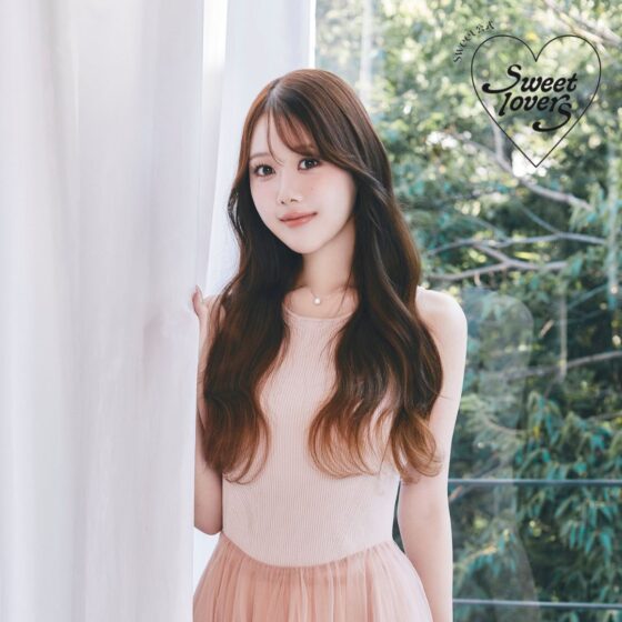 “上品フェミニン”な現役大学生♡ sweet公式読者モデル2期生・shihoの素顔【sweet lovers】