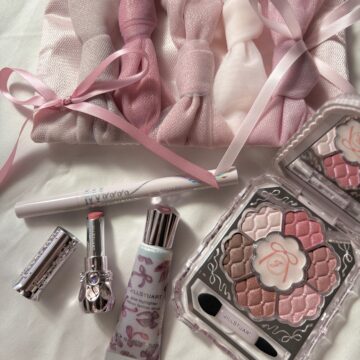 ジルスチュアートの2025年クリスマスコフレ