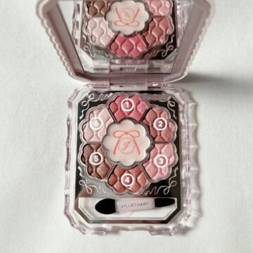 ジルスチュアートの2025年クリスマスコフレ