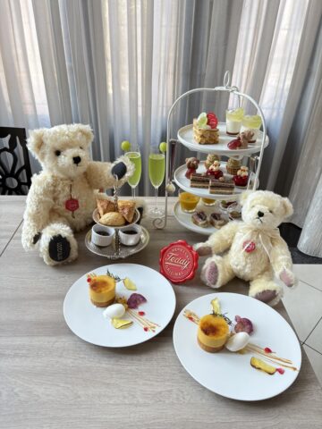 シャインマスカットと栗アフタヌーンティーwithハーマンテディ