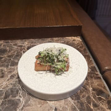 茸のブリオッシュトースト