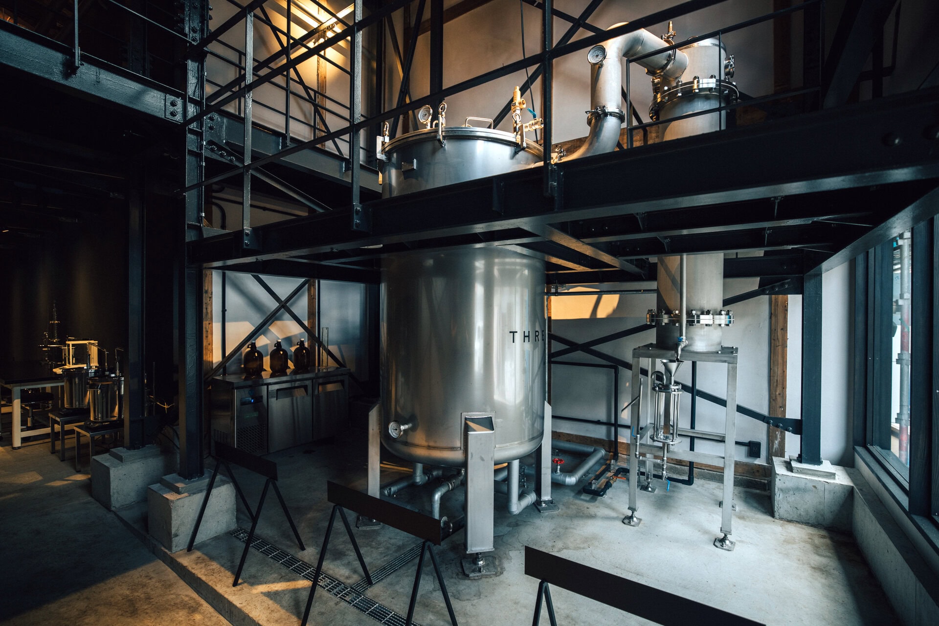 THREE精油蒸留所