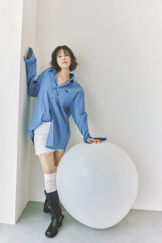 【本田翼】「気になったものはとりあえずトライ！」リアル愛用コスメ大公開♡【sweet独占】