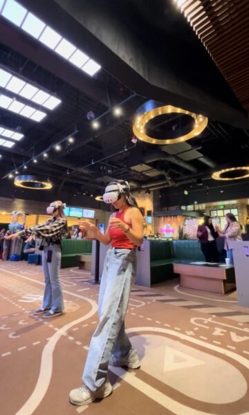 ソーシャルVRゲームプレイアリーナMirra