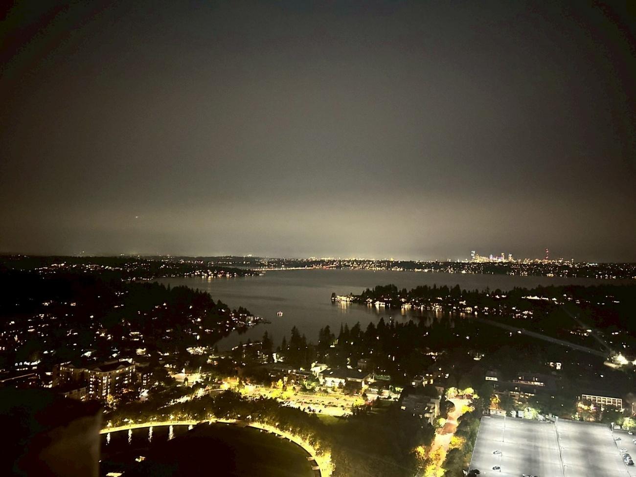 ベルビューの夜景