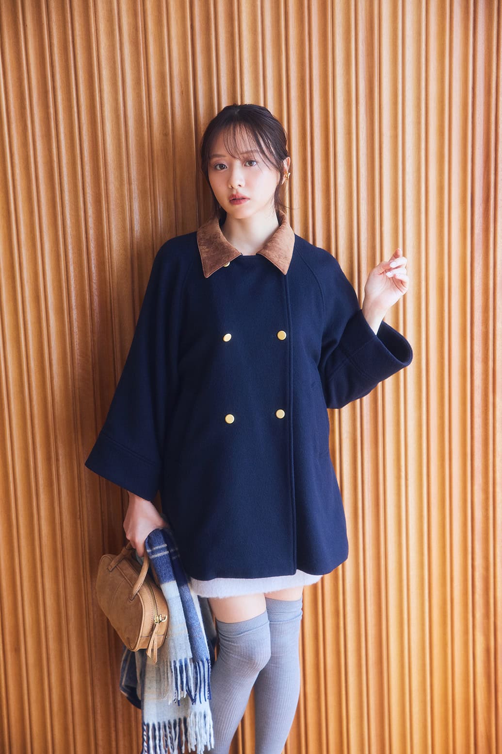 森香澄さんが纏う。 小柄さんのおしゃれがもっと楽しくなる。 スタイルアップが叶う！「COHINA」の本命コート3選