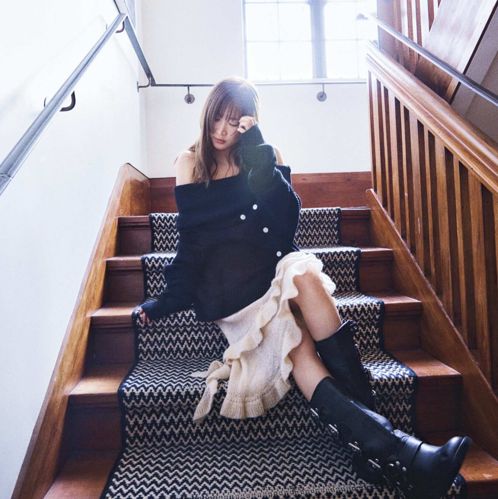 【紗栄子】1枚で決まる。ホリデーのおでかけニットコーデ6選