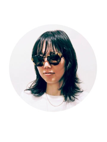スタイリスト　YUKO TOSHIMA