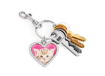 スタイリスト　YUKO TOSHIMA