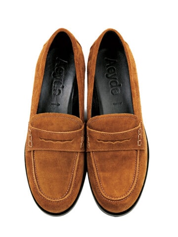 スタイリスト　YUKO TOSHIMA