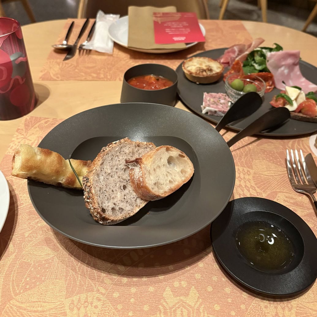 ディナーセット『ARRIVIAMO™ BAR APERICENA（アリビアーモ™ バー アペリチェーナ）』