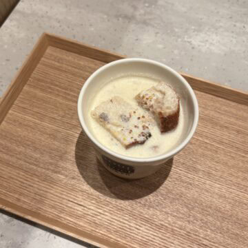 フェルメールの“牛乳を注ぐ女”のスープ