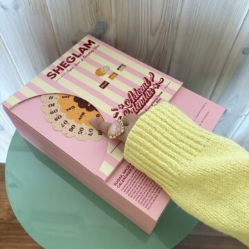 SHEGLAM　アドベントカレンダー