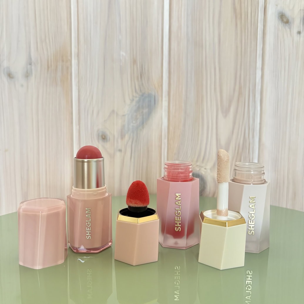 SHEGLAM　チーク、ハイライター