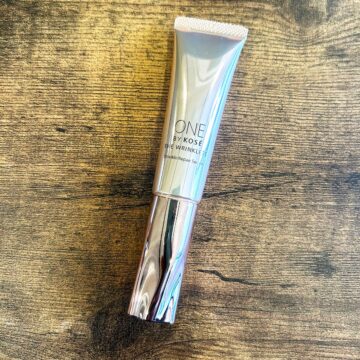 ONE BY KOSÉ　ザ リンクレス W