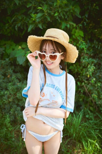 渡部愛加里 1st写真集『シアワセ』