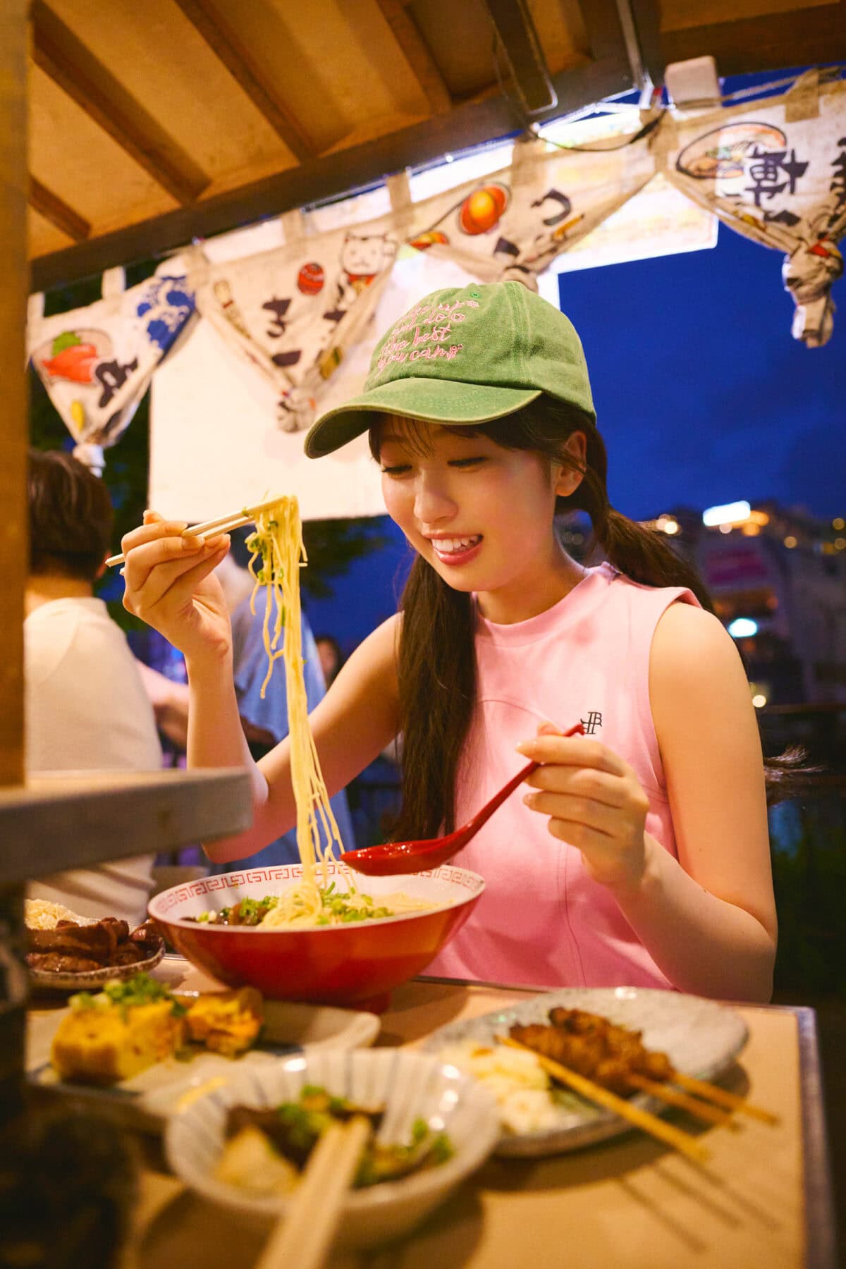 渡部愛加里 1st写真集『シアワセ』