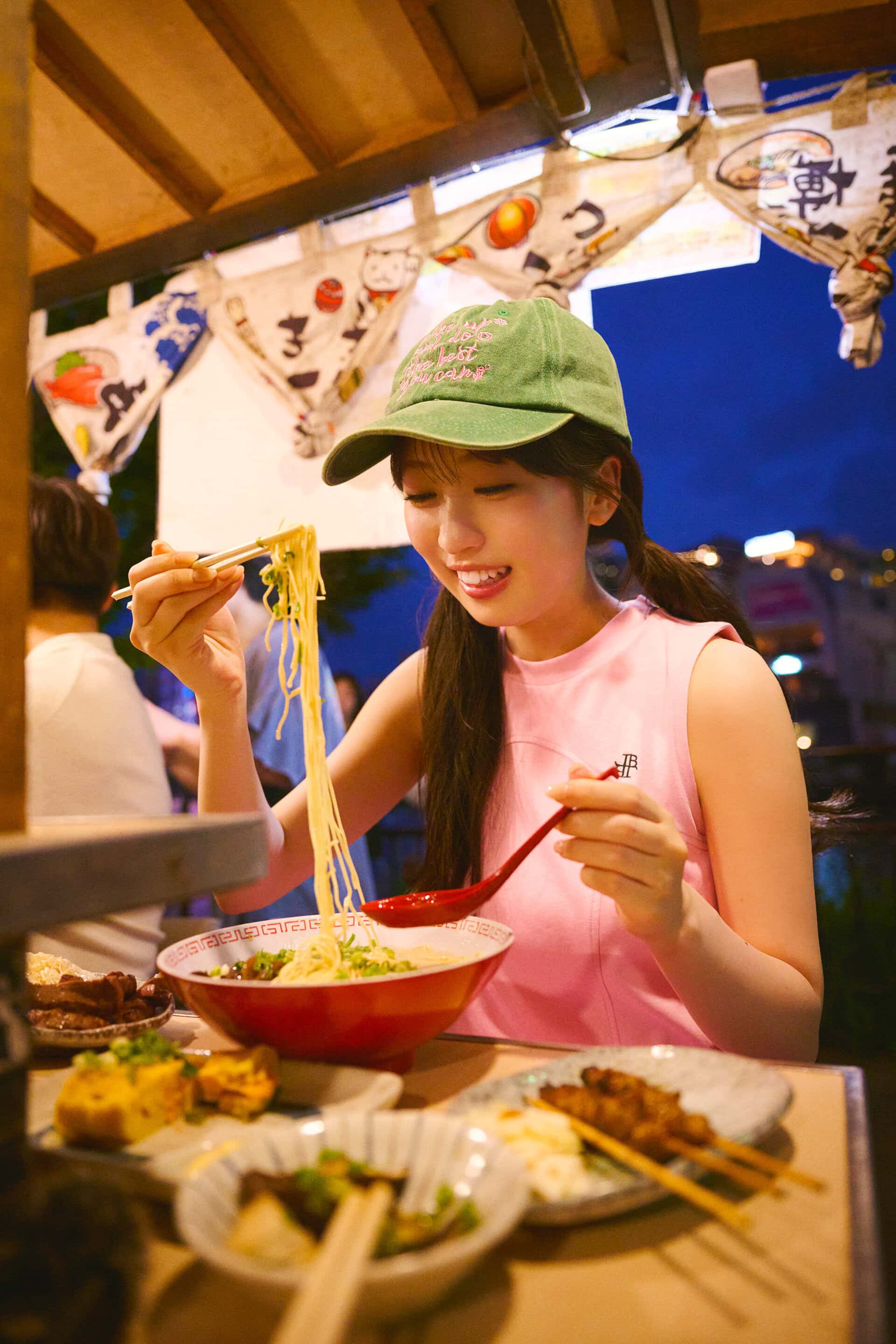 渡部愛加里 1st写真集『シアワセ』