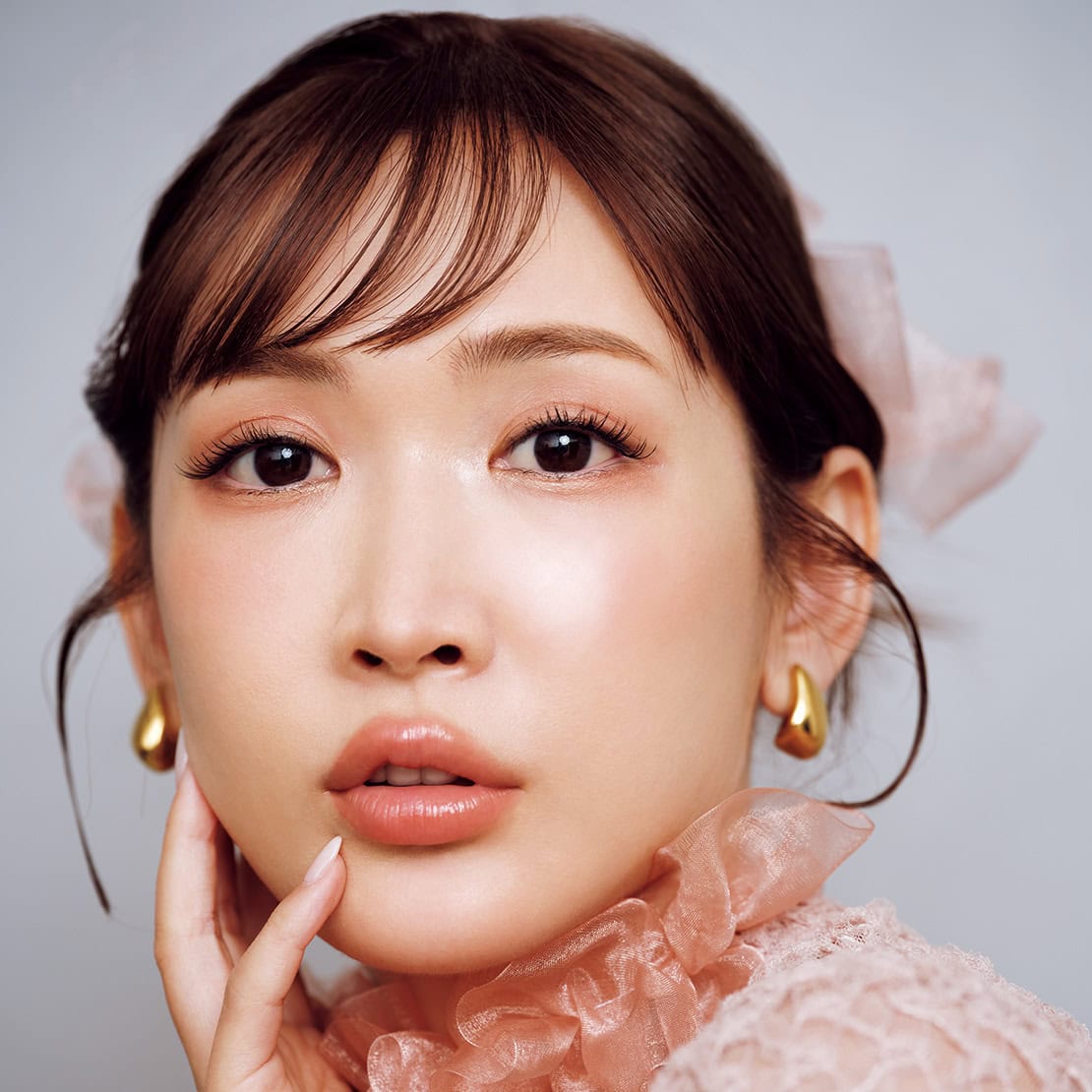 【紗栄子】Fujikoのマルチパレットで垢抜け洒落メイクが簡単に完成！