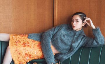 堀田真由が初表紙♡ 付録はアレクサンドル ドゥ パリの乙女の身だしなみ3点セット！swee1月号の見どころはこちら！ サムネイル