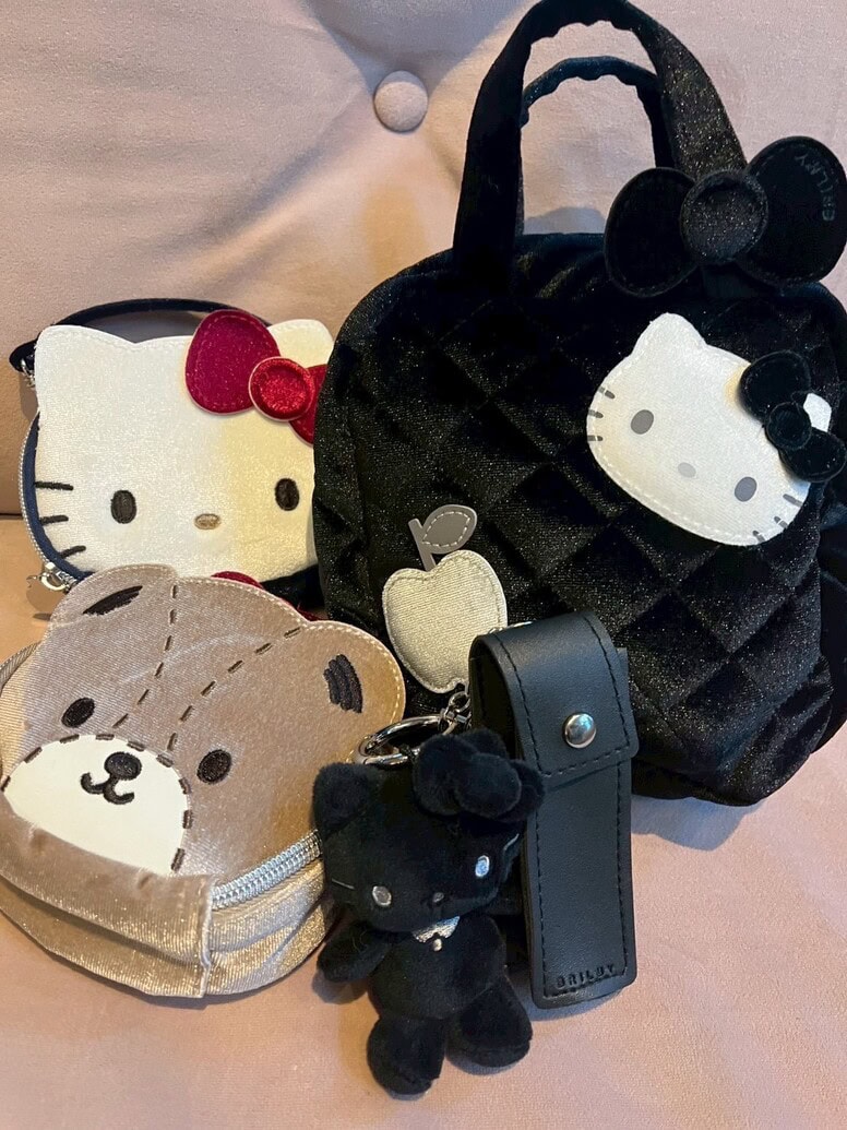 ハローキティ × ブリルミー　コスメポーチ、リップチャーム