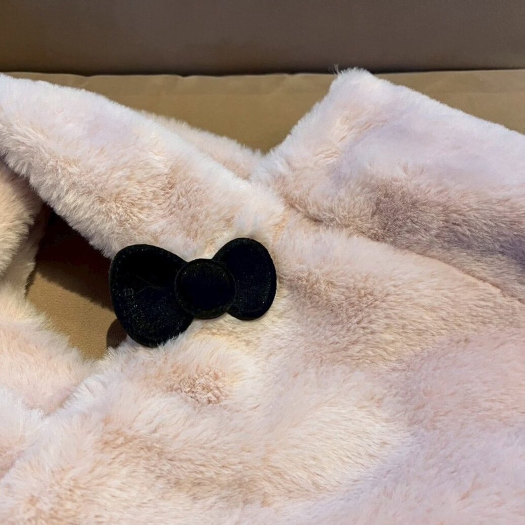 ハローキティ × ブリルミー 中身が見えて時短がかなうズボラに優しいコスメポーチ VELOUR BLACK ver.