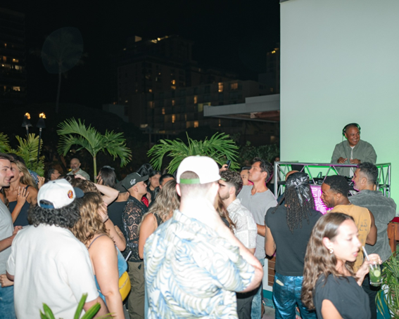 ハワイ・ホノルルで音楽を楽しむ！在住DJが教える人気のバー＆クラブなどおすすめスポット20選