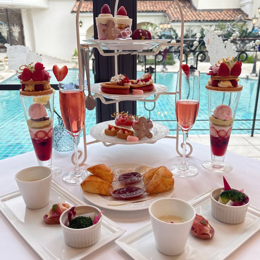 【横浜】大人ピンク×レッドに心ときめく♡ クリスマス限定の絶品アフタヌーンティーが贅沢すぎた！