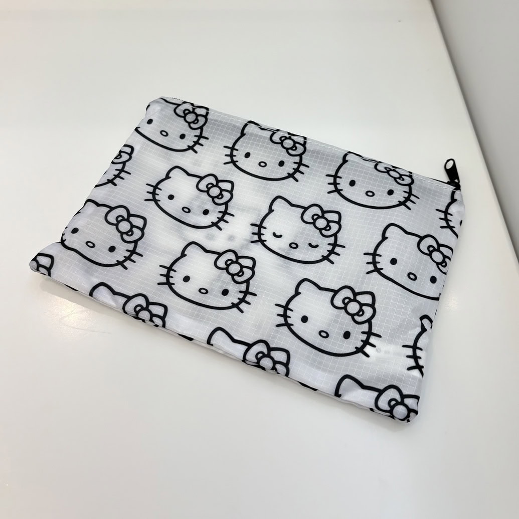 ハローキティ 総柄リップストップポーチ