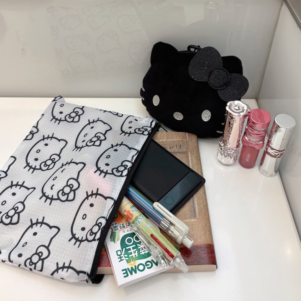 【付録レビュー】 見つけたら即ゲットして♡ ハローキティの豪華2点セットが可愛すぎる！【オトナミューズ1月号本誌】