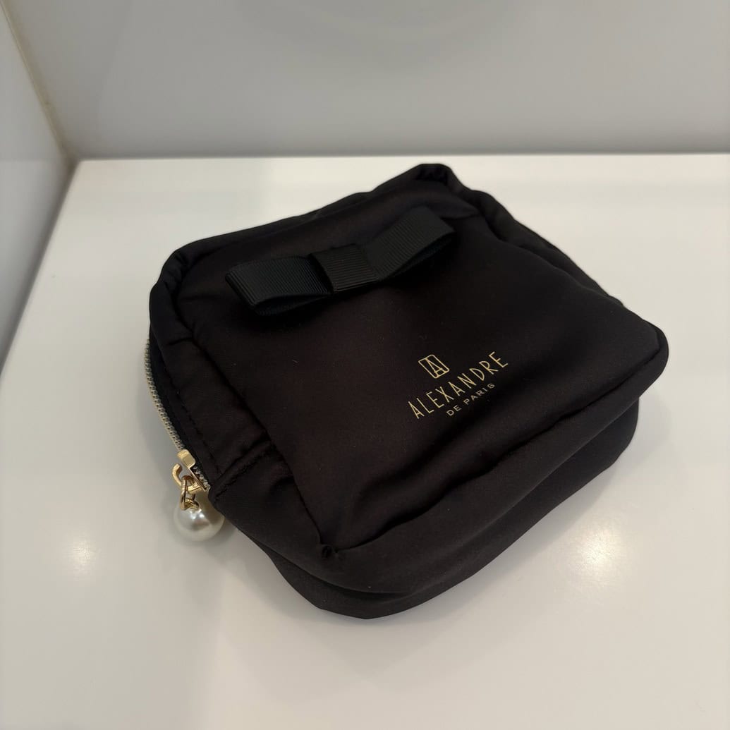 アレクサンドル ドゥ パリ　スクエアポーチ