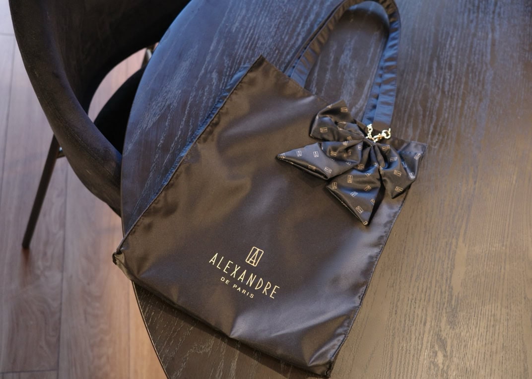 【付録レビュー】反響が止まらない！「アレクサンドル ドゥ パリ」のトートバッグ＆チャームが、今すぐ買うべき神付録だった♡