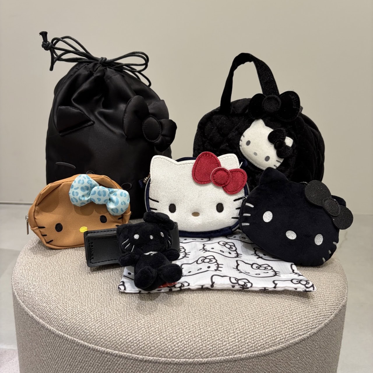 【付録まとめ】今月は「ハローキティ」祭り♡ 可愛さ悶絶級の実用的な7アイテムを正直レビュー！