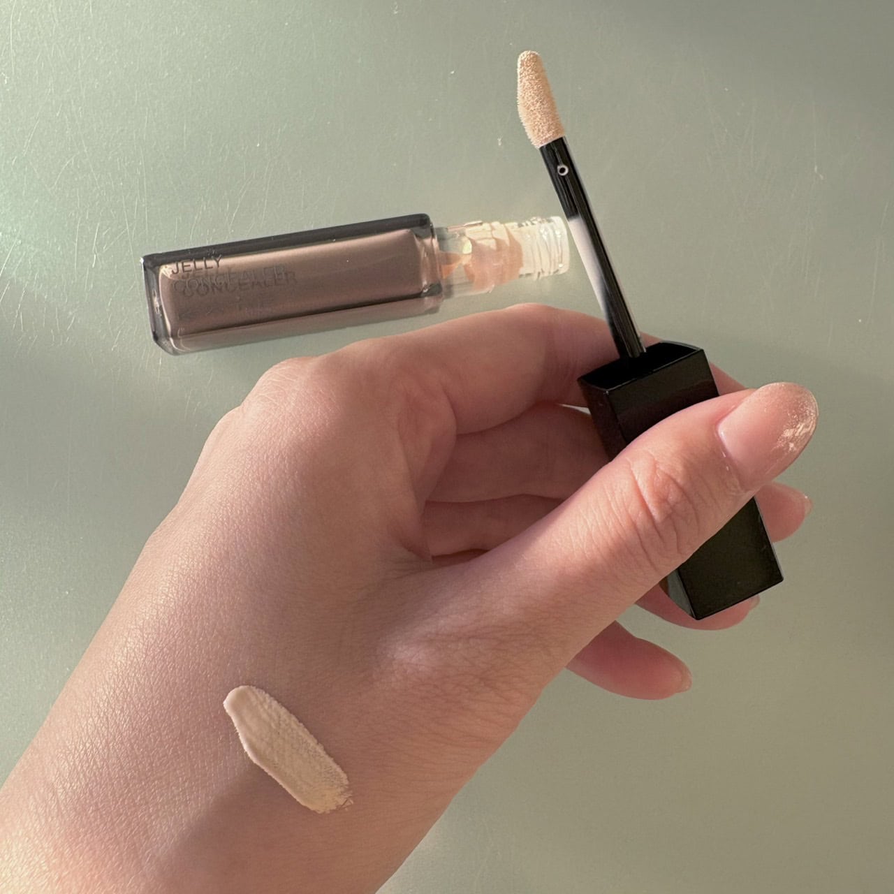 ケイトのコンシーラー