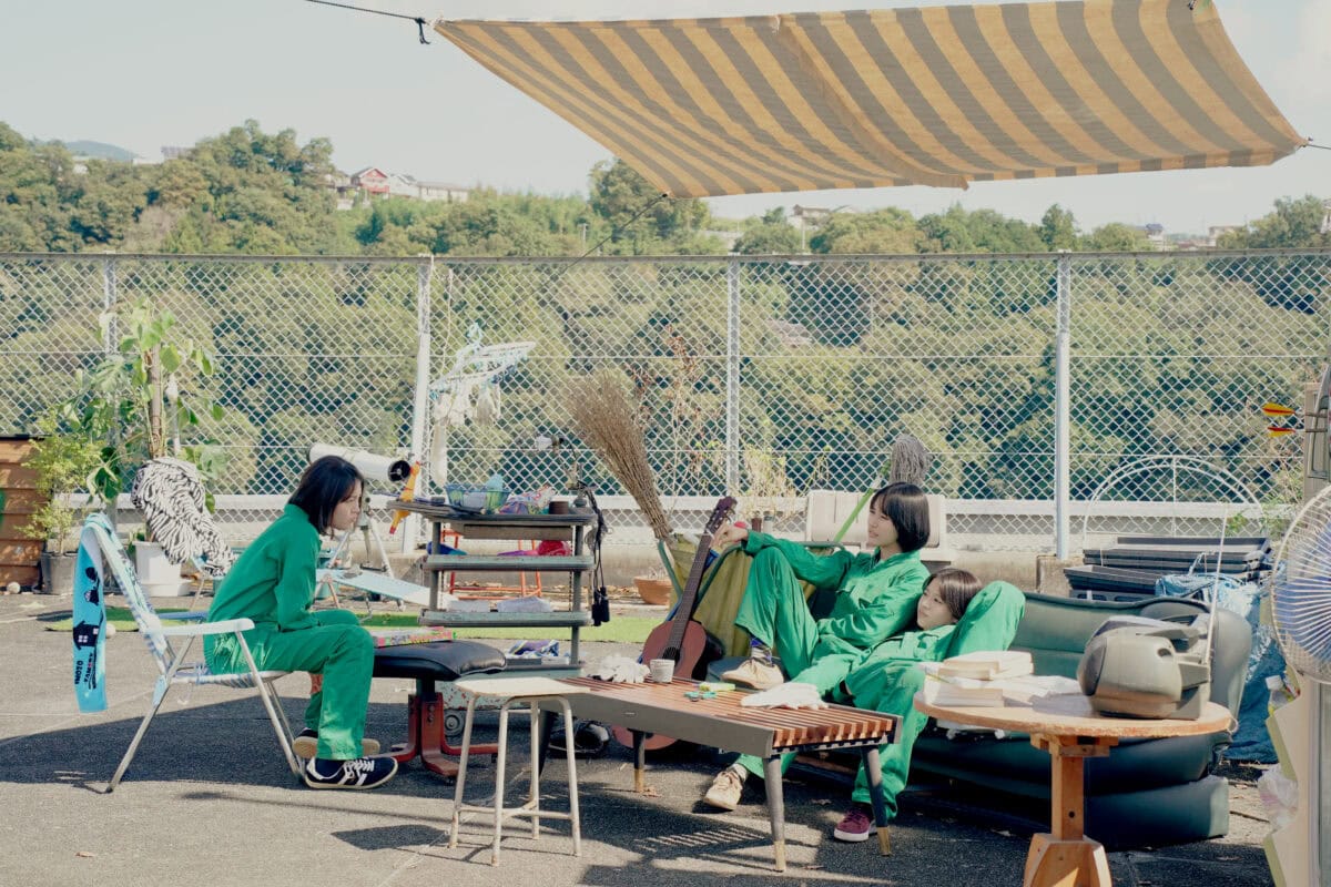 南沙良と出口夏希がW主演する映画『万事快調 オール・グリーンズ』