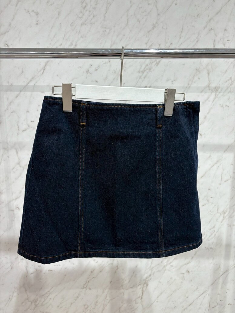 GU　デニムスカート