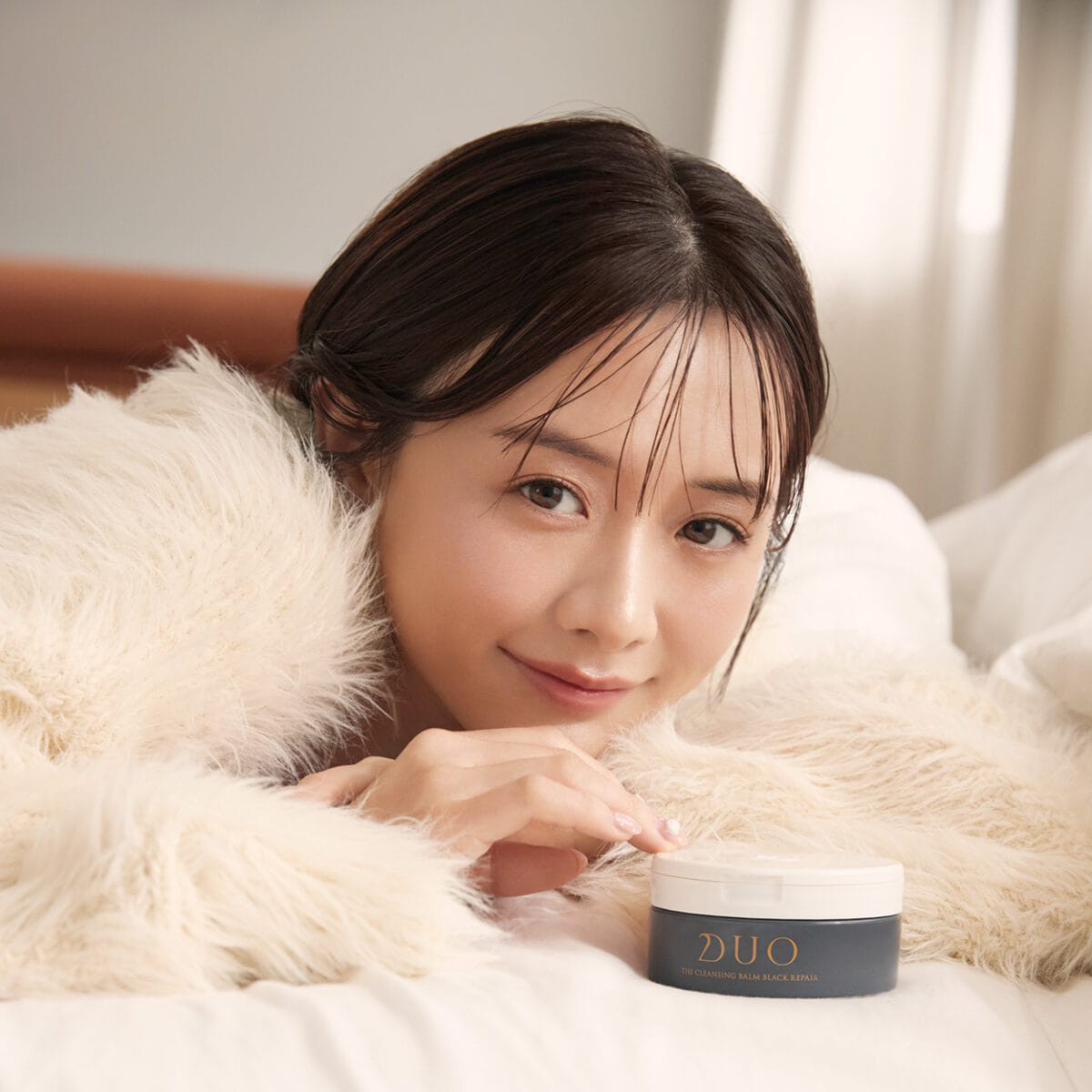 森香澄の褒められビジュ肌は“落とす”が決め手! DUOのクレンジングバームで美肌を目指す習慣スタート!