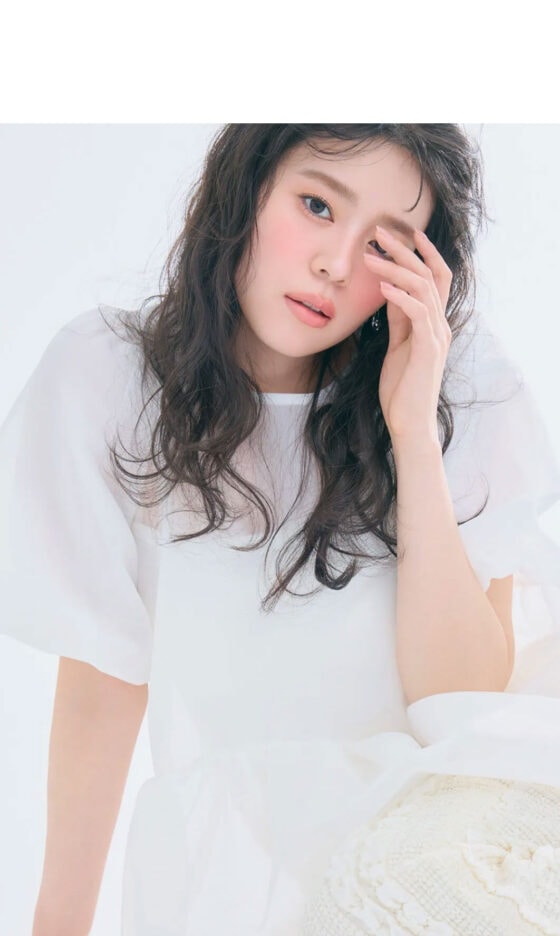 【超ときめき♡宣伝部・坂井仁香もメロメロ！】 塗った感のない水彩仕上げで究極ナチュラル眉！ デジャヴュから「シアーカラーブロウ」が誕生