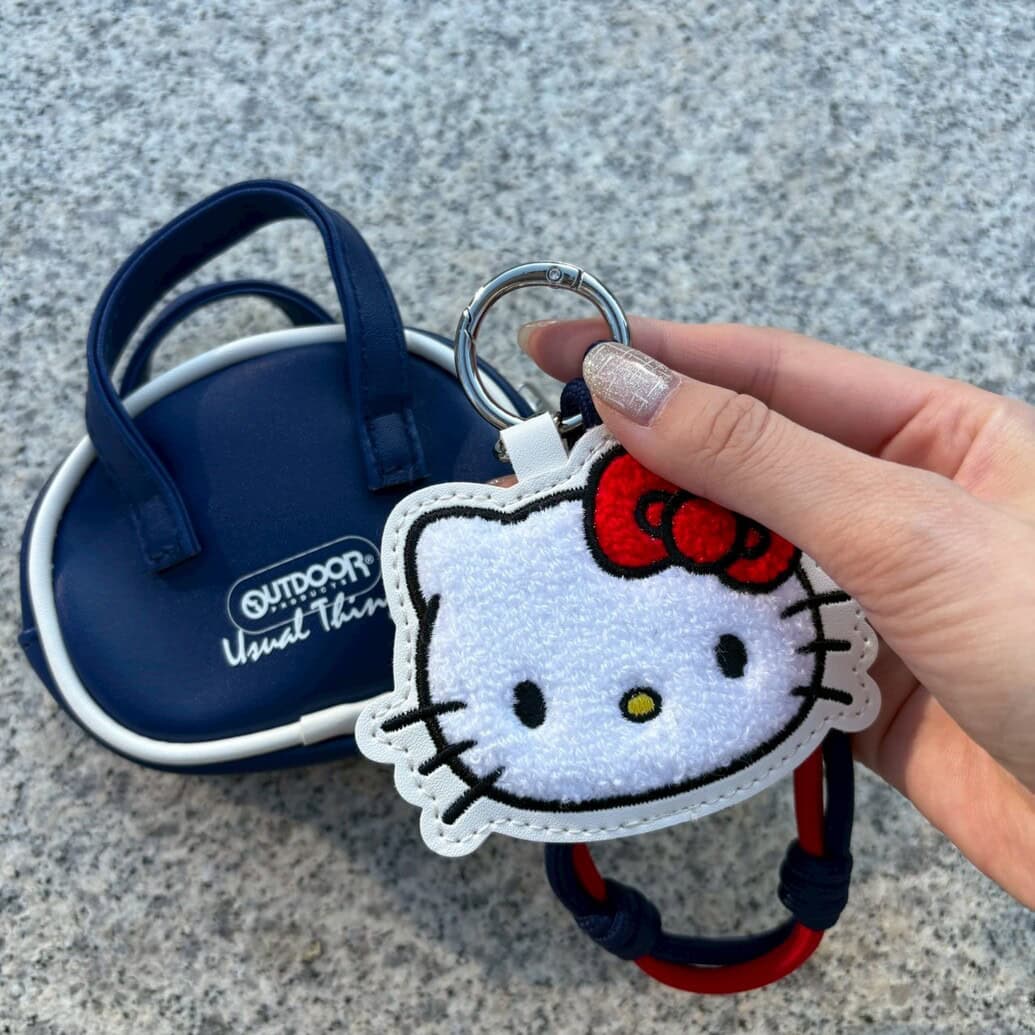 ハローキティ×アウトドアプロダクツ　顔形＆バッグ形 ポーチなチャームセット