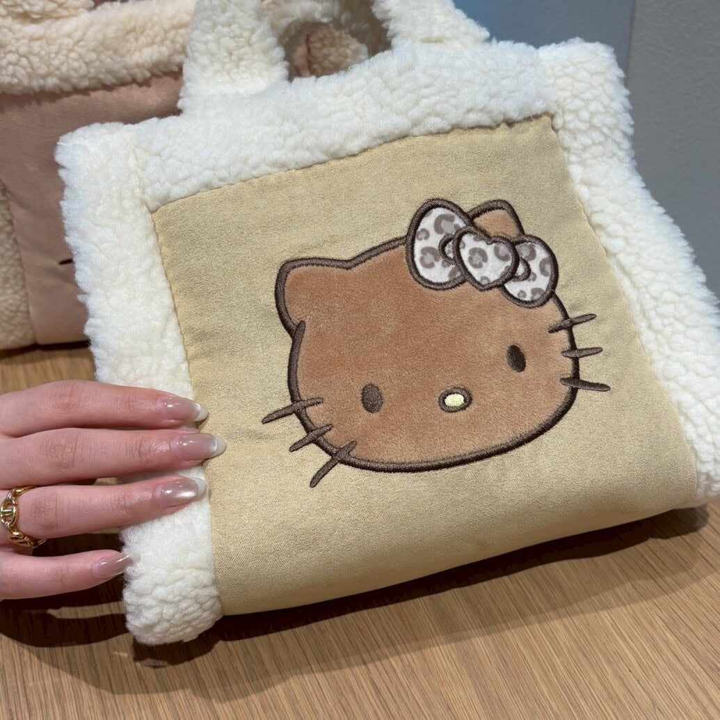 HELLO KITTY （ハローキティ）フェイクムートンバッグ