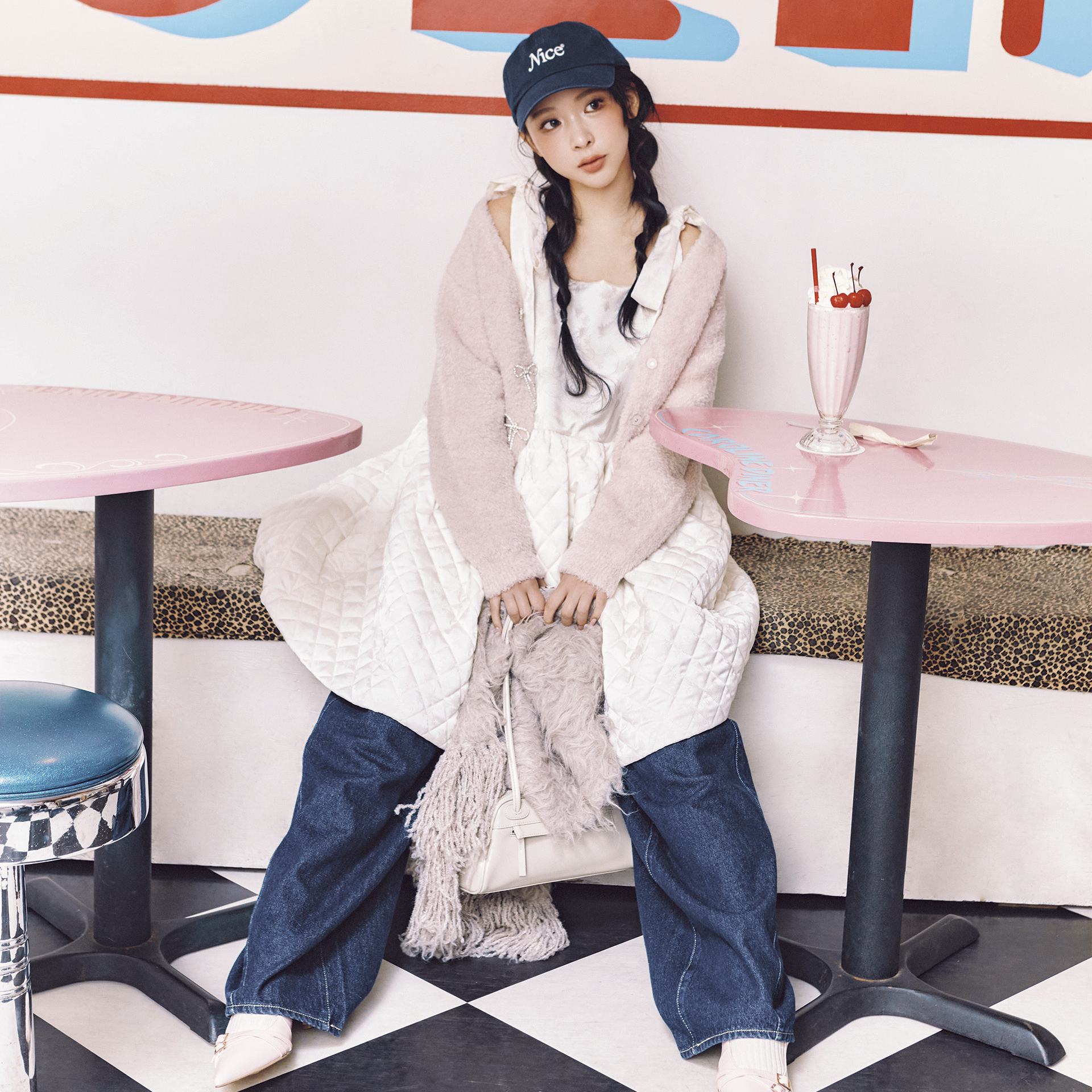 冬でも“ミニ”がはきたい♡ 大人も着られるシーン別「ミニワンピ」正解コーデ2選【20代・30代】