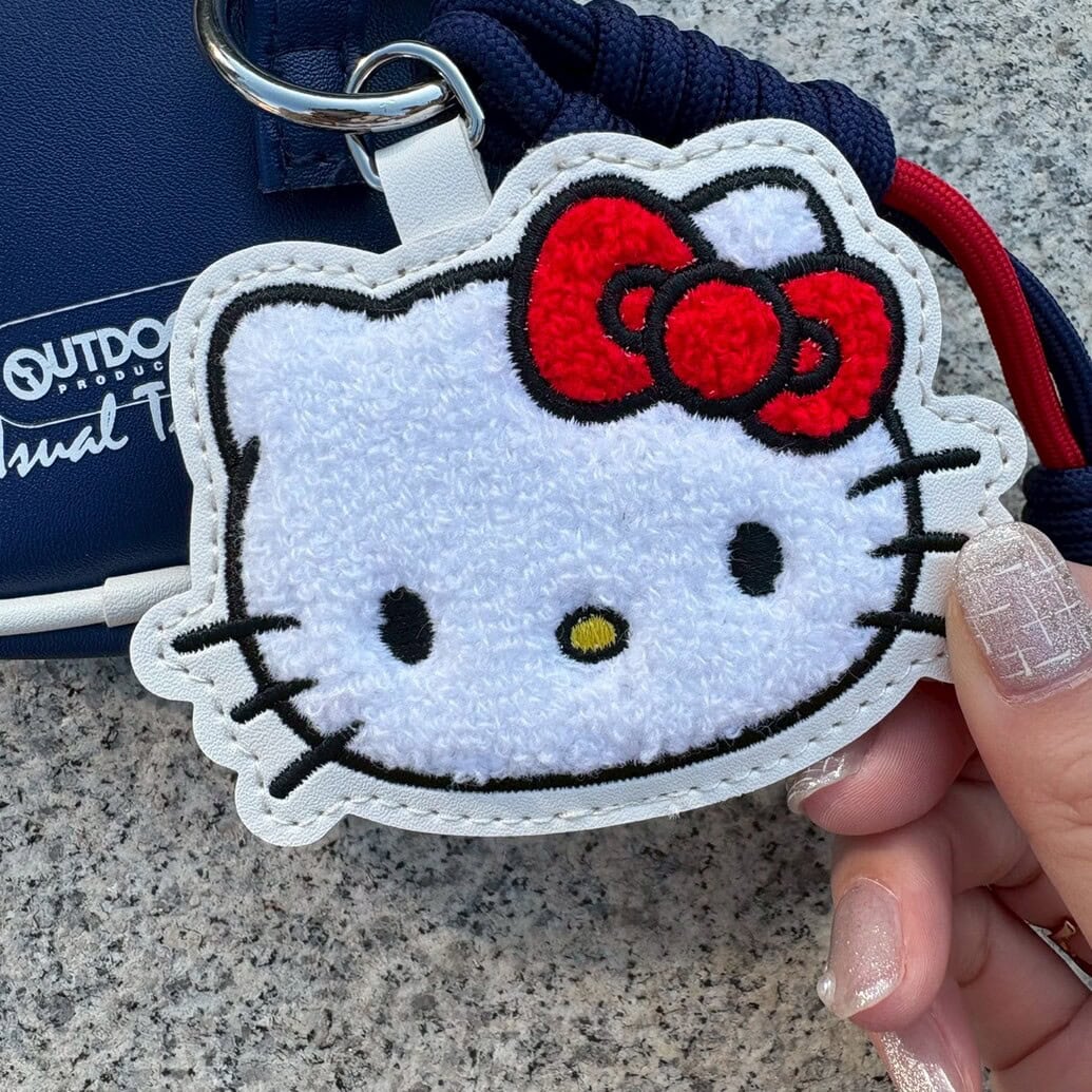 ハローキティ×アウトドアプロダクツ　顔形＆バッグ形 ポーチなチャームセット