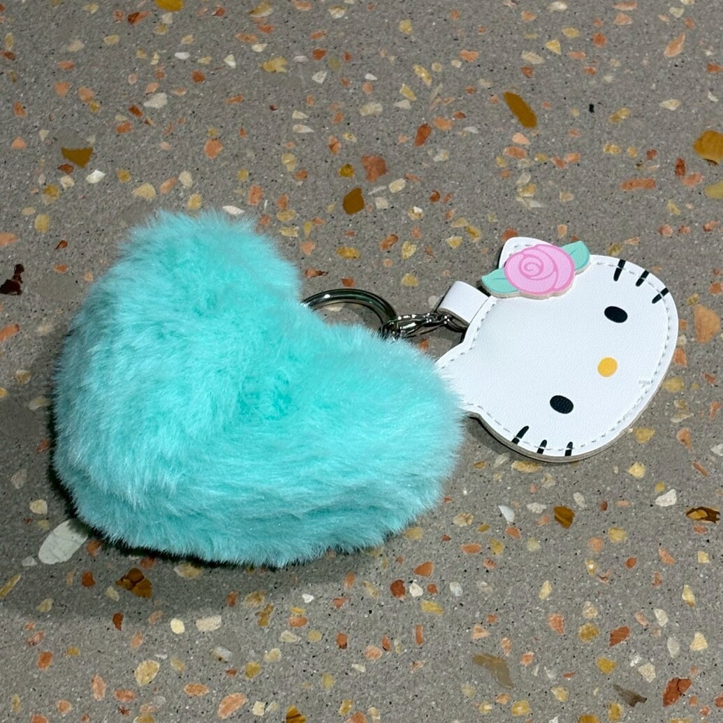 ハローキティ ふわふわファーチャーム