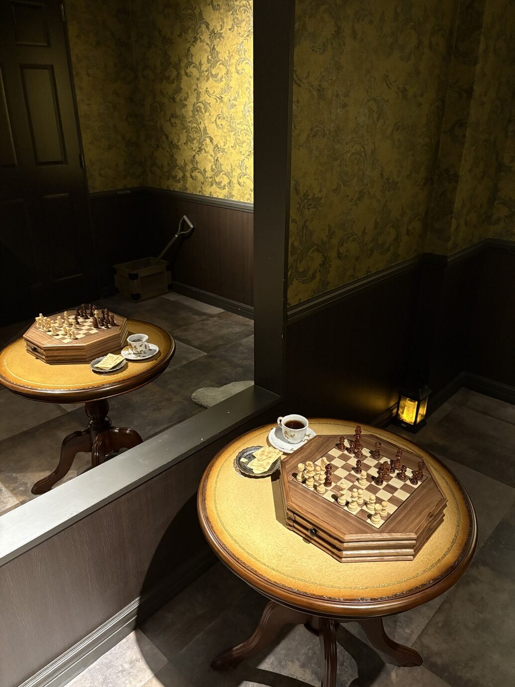 MIRROR（鏡の館）　