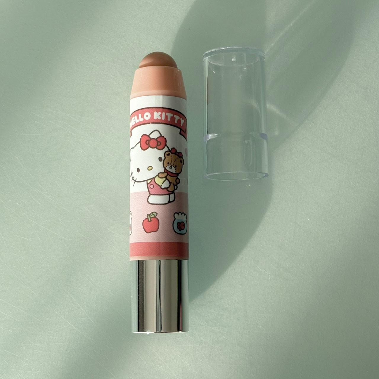 レブロン サンリオコラボのキス シュガー スクラブ