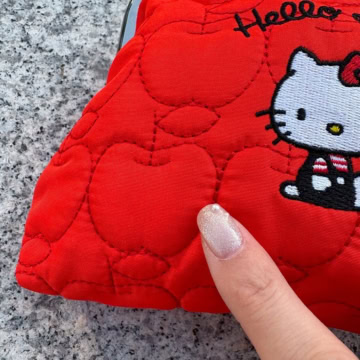 ハローキティ　がま口ポーチ