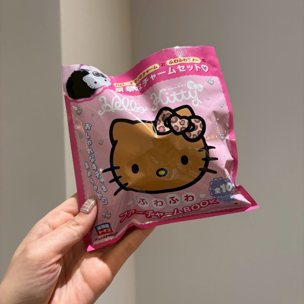 ハローキティ ふわふわファーチャーム